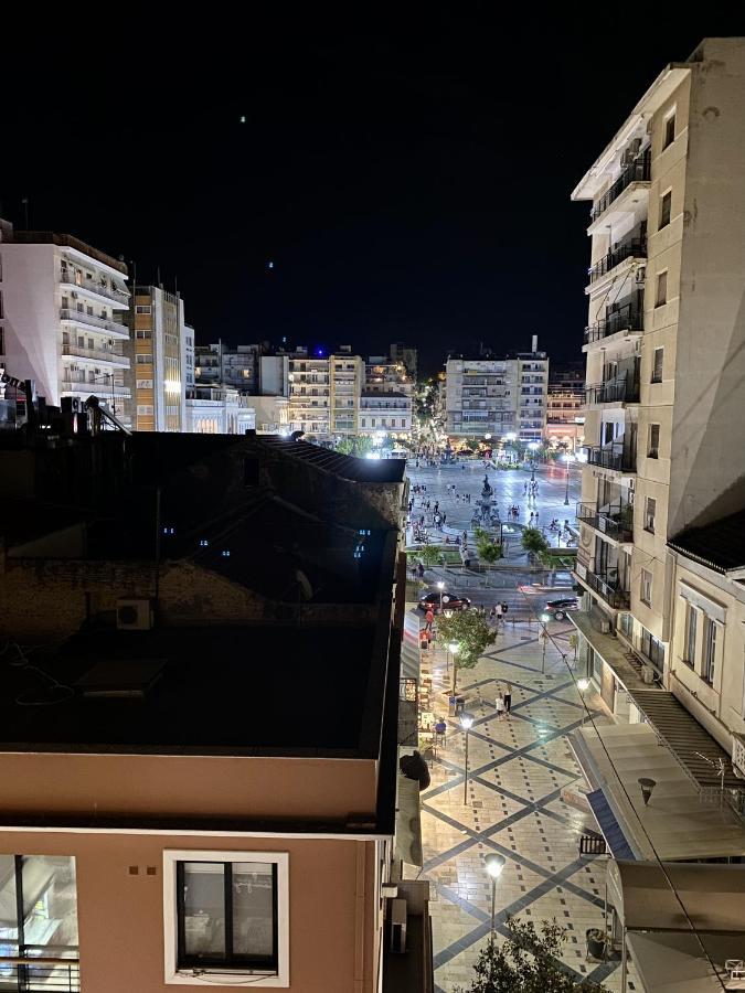 Happy Place! Big, Bright & Central - Ideal For Families And Groups Of Friends Patras Esterno foto