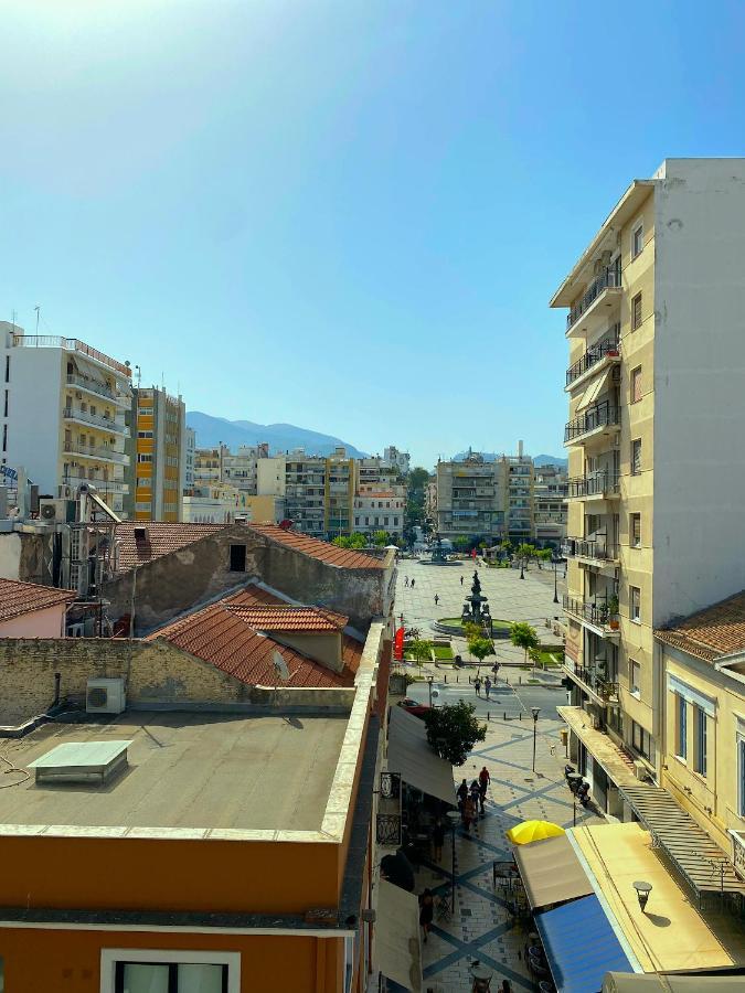Happy Place! Big, Bright & Central - Ideal For Families And Groups Of Friends Patras Esterno foto