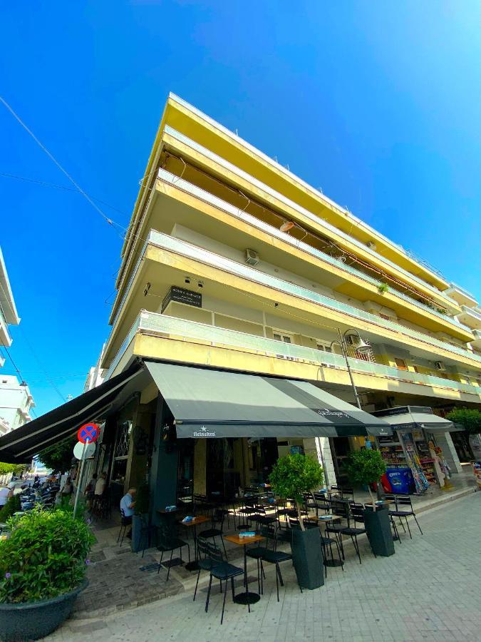 Happy Place! Big, Bright & Central - Ideal For Families And Groups Of Friends Patras Esterno foto