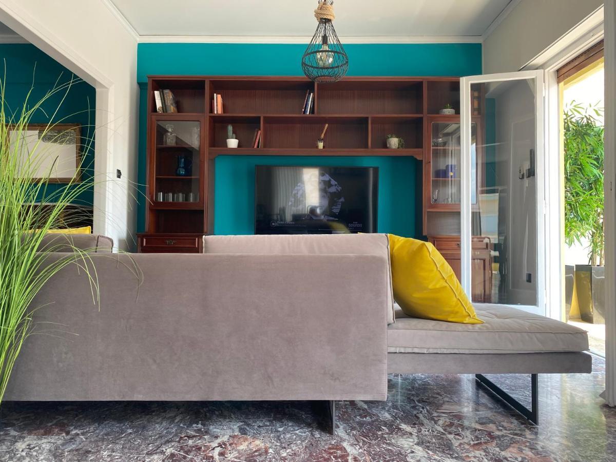 Happy Place! Big, Bright & Central - Ideal For Families And Groups Of Friends Patras Esterno foto