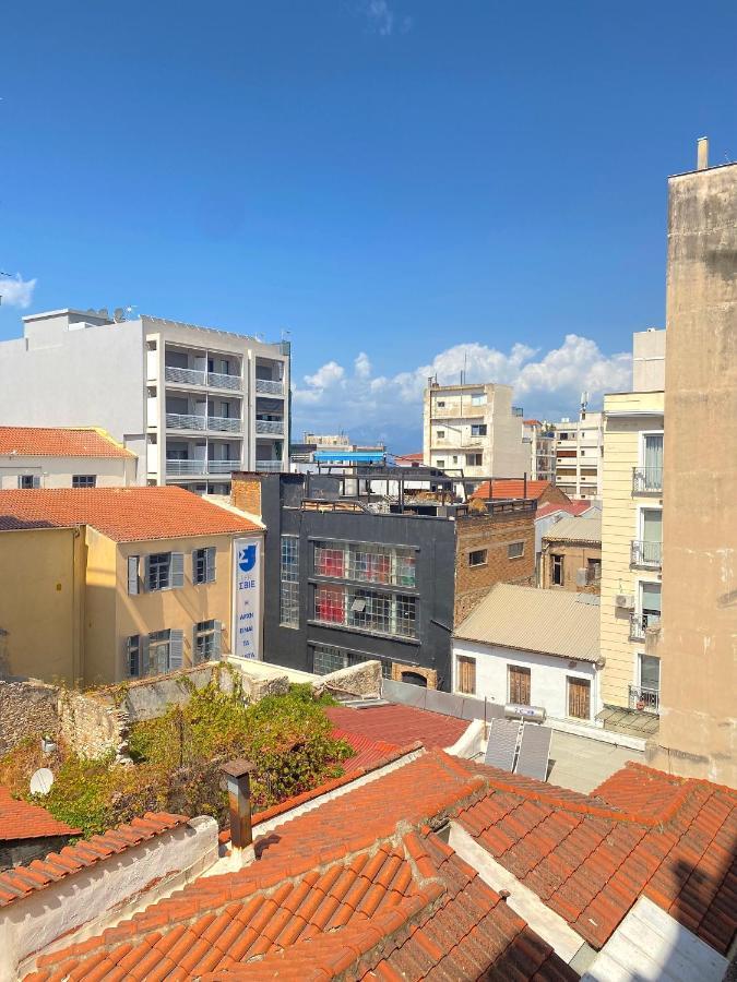 Happy Place! Big, Bright & Central - Ideal For Families And Groups Of Friends Patras Esterno foto