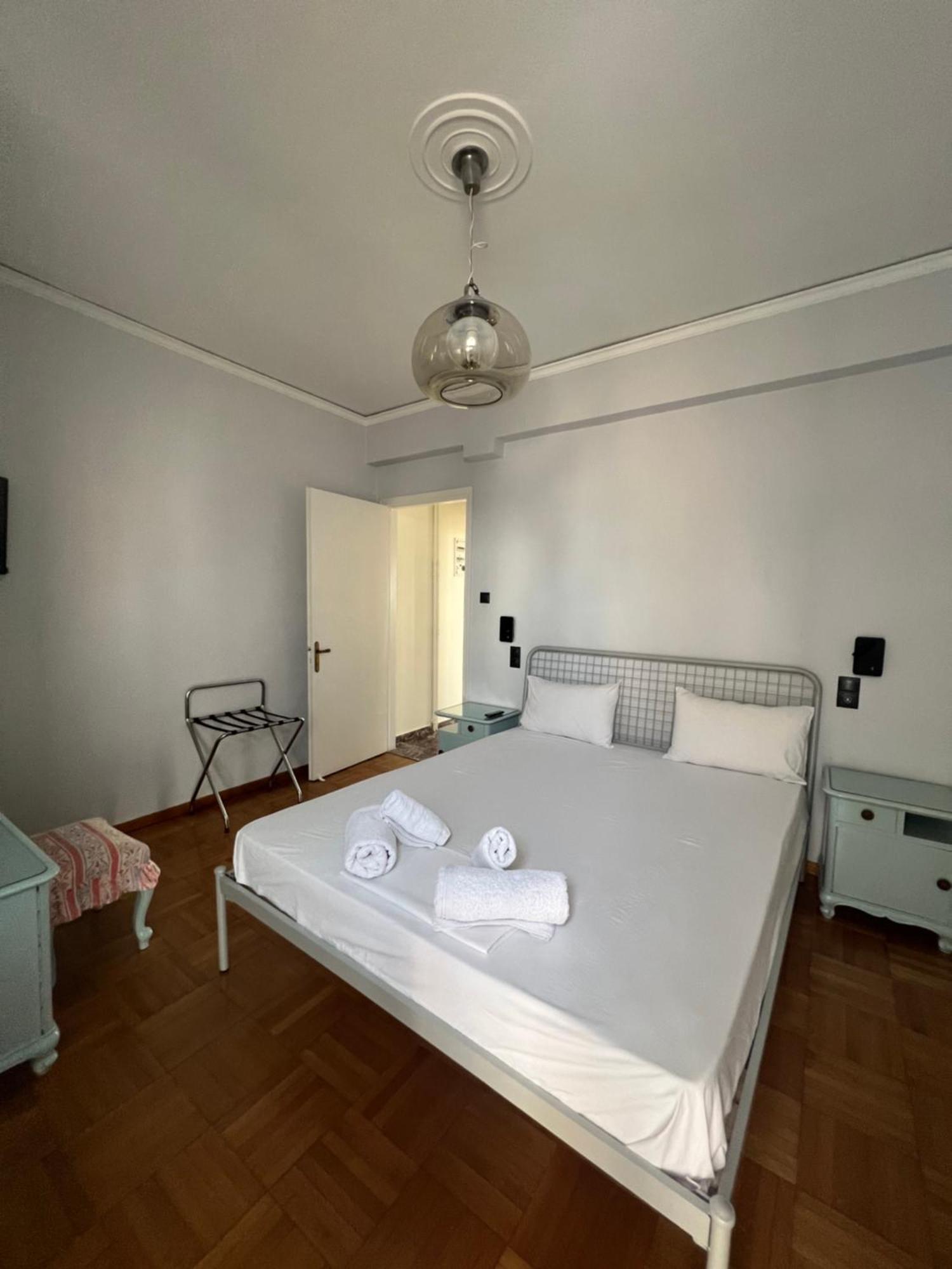 Happy Place! Big, Bright & Central - Ideal For Families And Groups Of Friends Patras Esterno foto